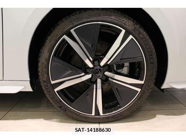 Peugeot 308 2025-09 2352504-18