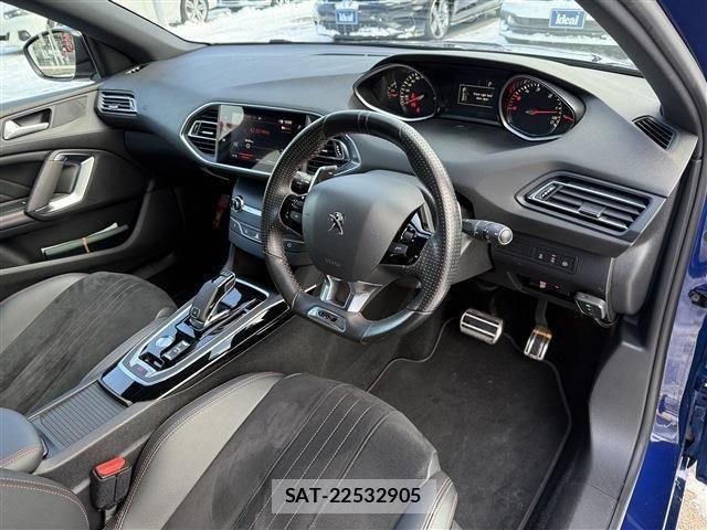 Peugeot 308 2020-07 3908772-12