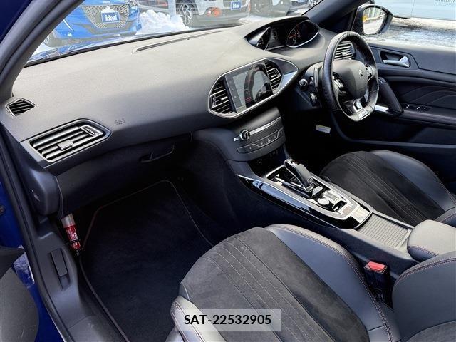 Peugeot 308 2020-07 3908772-18