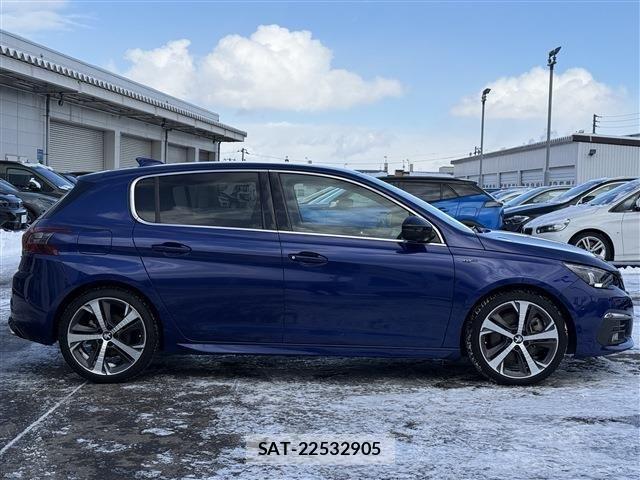 Peugeot 308 2020-07 3908772-3