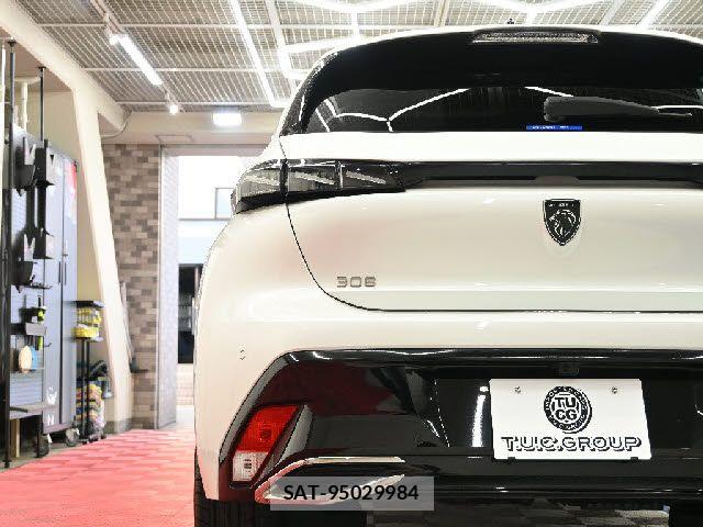 Peugeot 308 2023-11 6673117-15