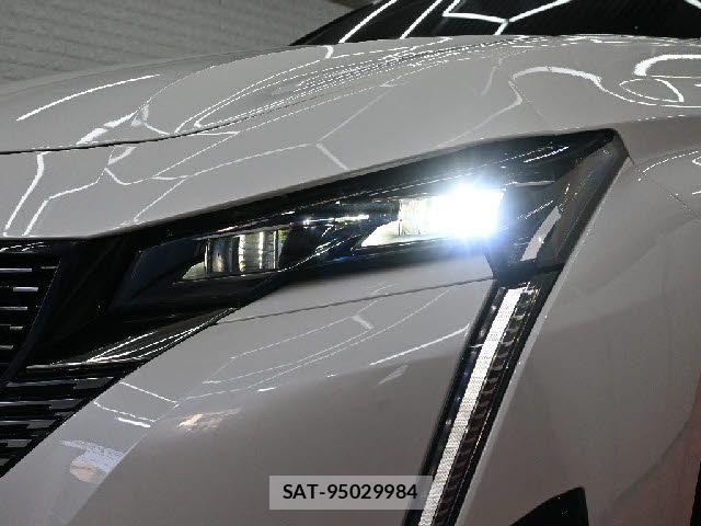 Peugeot 308 2023-11 6673117-19