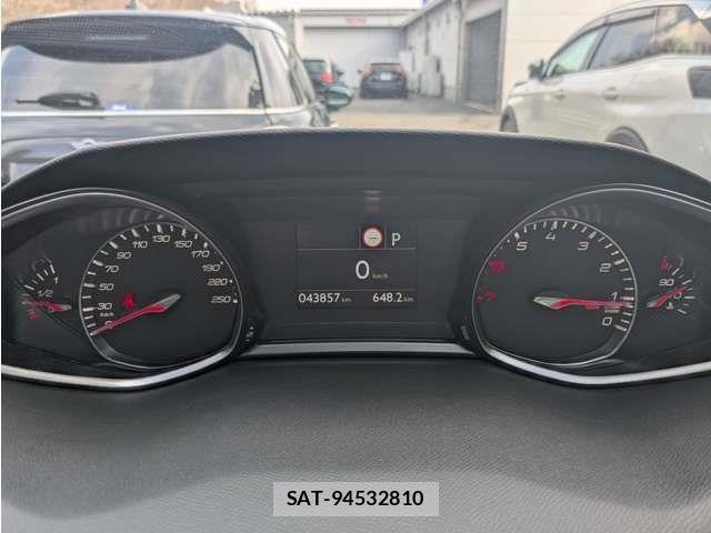 Peugeot 308 2018-03 6677476-20