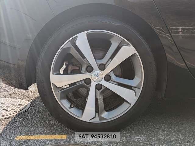 Peugeot 308 2018-03 6677476-8