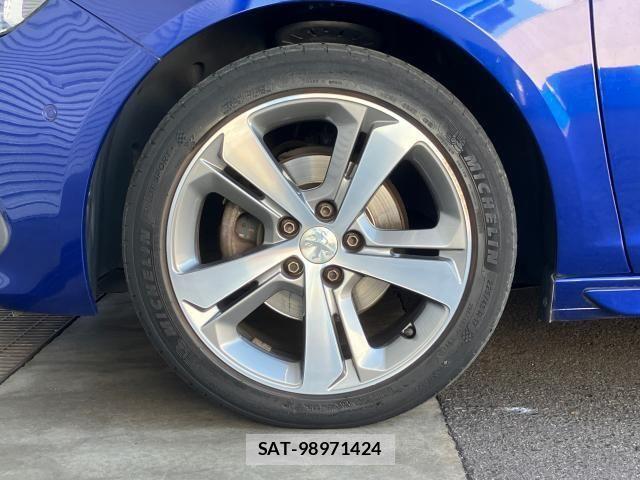 Peugeot 308 2019-03 6717040-19
