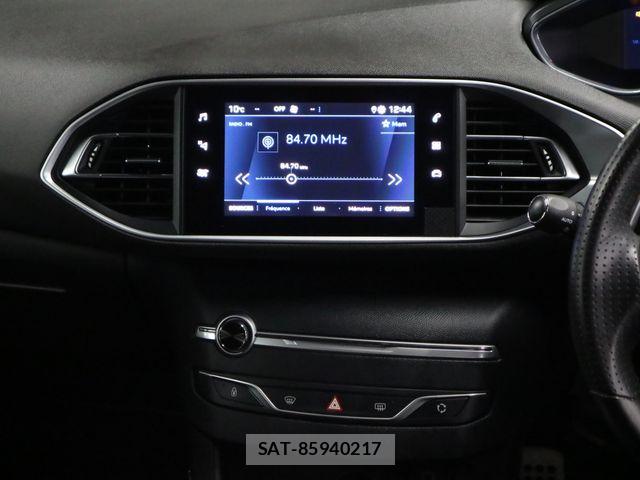 Peugeot 308 2021-07 6816535-13