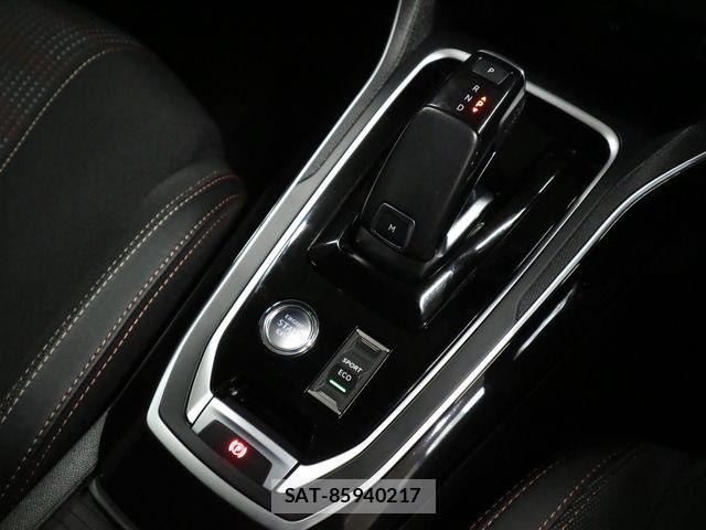 Peugeot 308 2021-07 6816535-17