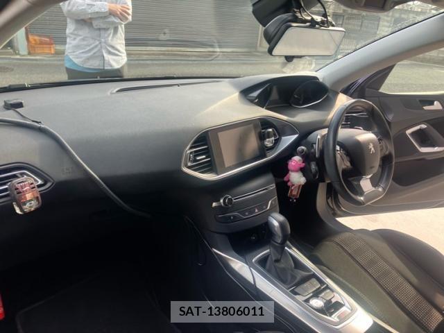 Peugeot 308 2015-06 6911082-6