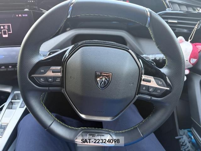 Peugeot 308 2023-06 6997091-11
