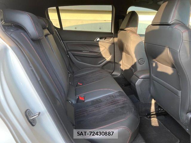 Peugeot 308 2017-04 7059533-8