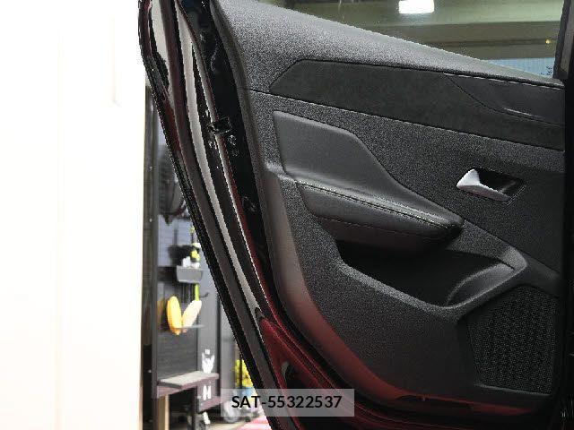 Peugeot 308 2023-09 7223484-24