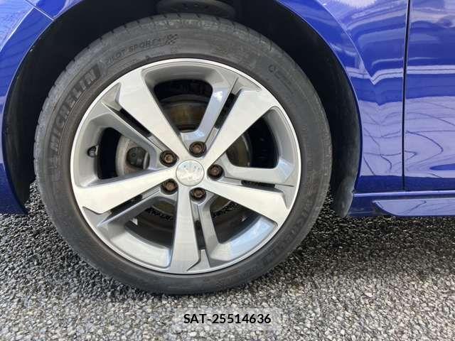 Peugeot 308 2019-09 7223476-10