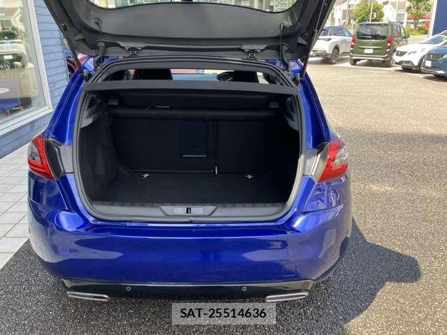 Peugeot 308 2019-09 7223476-17