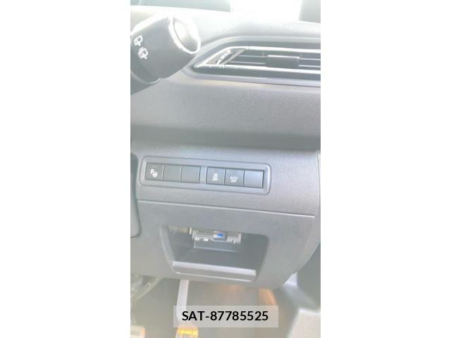 Peugeot 308 2017-01 7223474-16