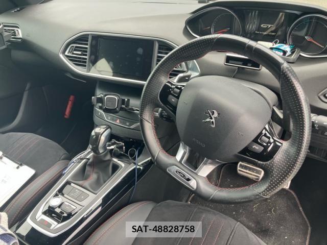 Peugeot 308 2017-03 7329301-18