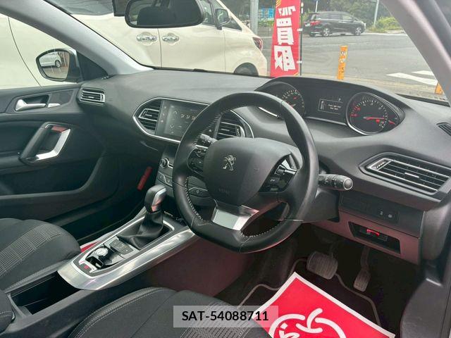 Peugeot 308 2018-03 7329298-9