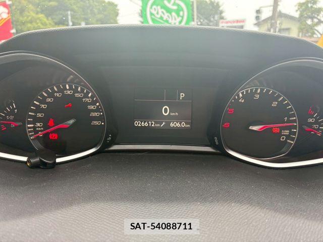 Peugeot 308 2018-03 7329298-12
