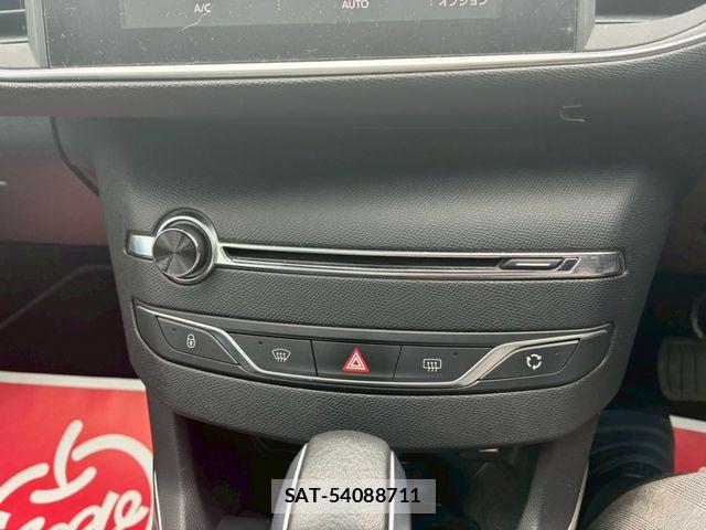 Peugeot 308 2018-03 7329298-16
