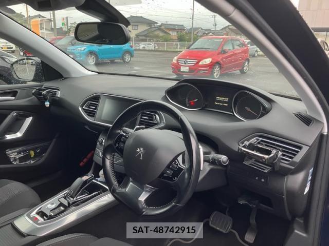 Peugeot 308 2019-04 7359280-8