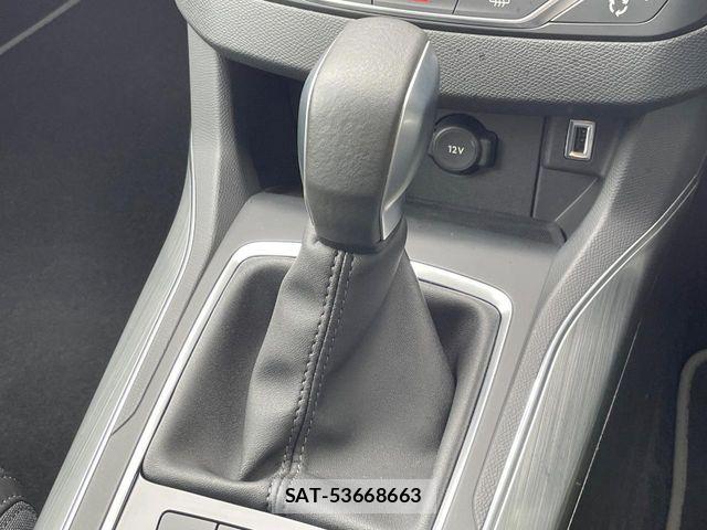 Peugeot 308 2018-02 7359282-9