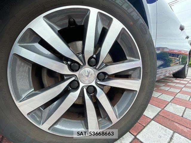 Peugeot 308 2018-02 7359282-10