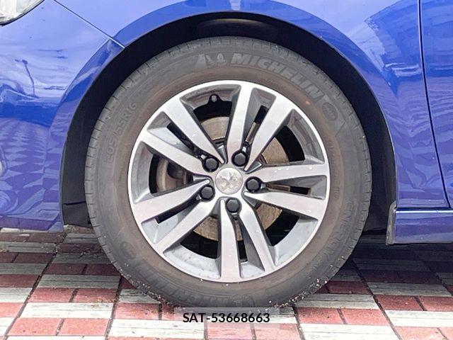Peugeot 308 2018-02 7359282-18