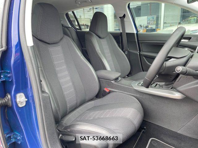 Peugeot 308 2018-02 7359282-7