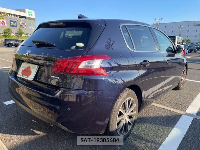 sat car