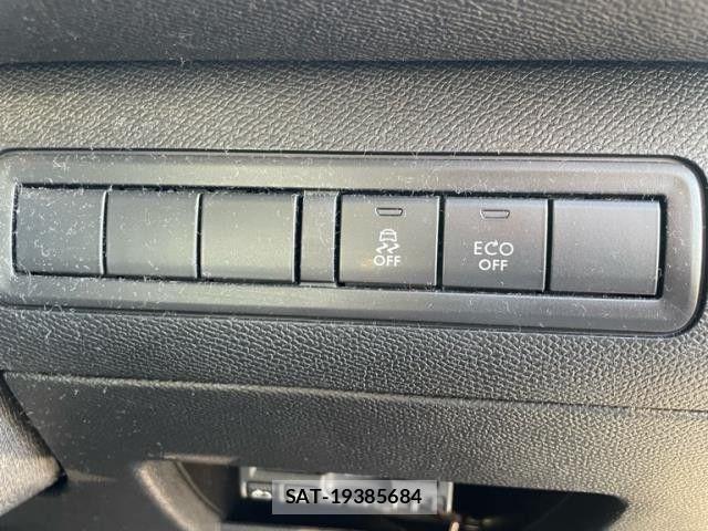 Peugeot 308 2017-11 7456732-4