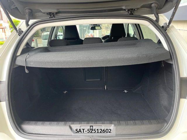 Peugeot 308 2017-02 7502216-16