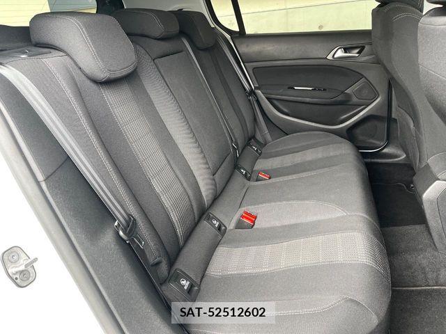Peugeot 308 2017-02 7502216-7
