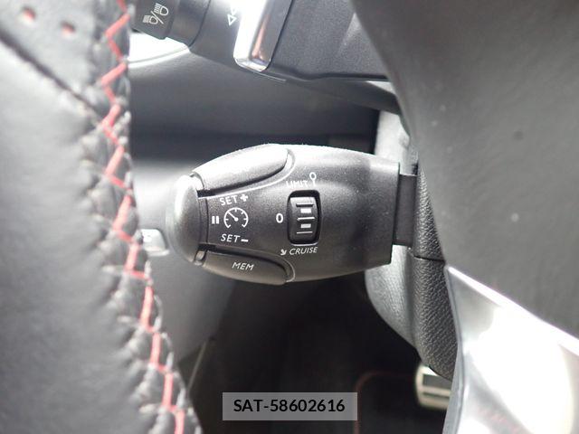 Peugeot 308 2019-07 7562632-14
