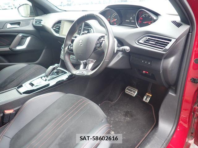 Peugeot 308 2019-07 7562632-1