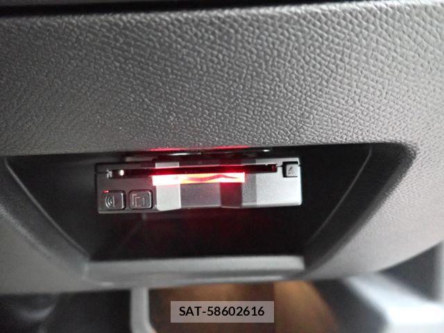 Peugeot 308 2019-07 7562632-20