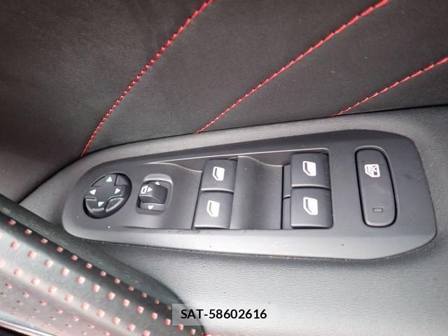 Peugeot 308 2019-07 7562632-21