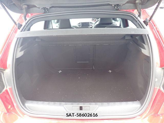 Peugeot 308 2019-07 7562632-24