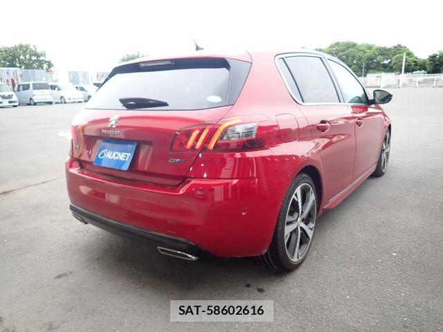 Peugeot 308 2019-07 7562632-7