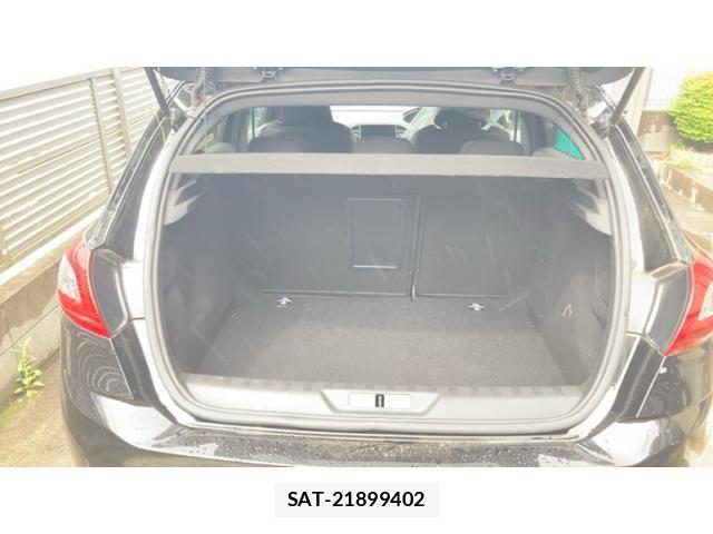 Peugeot 308 2020-03 7619161-23