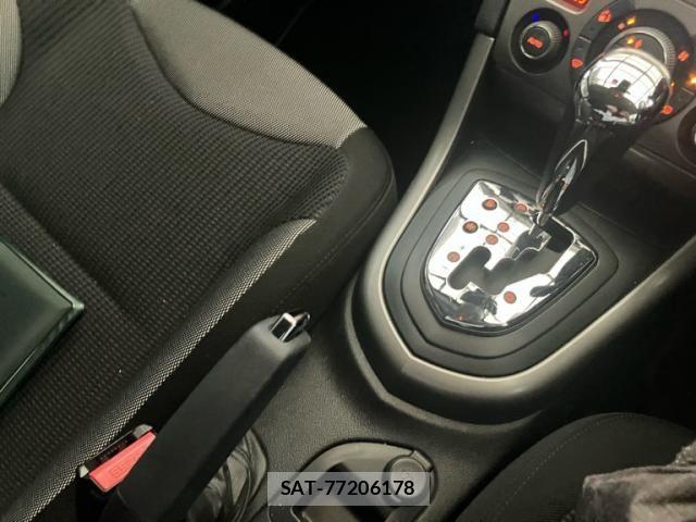 Peugeot 308 2014-05 7619160-17