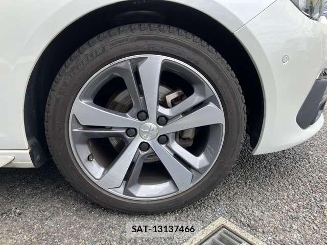 Peugeot 308 2021-07 7727143-11