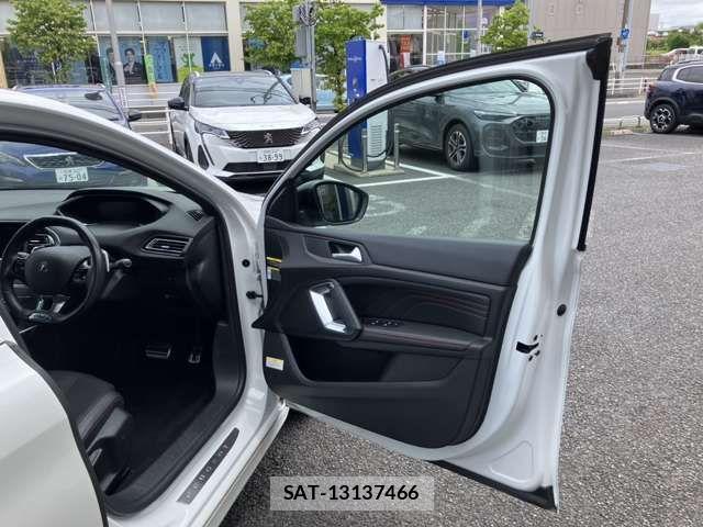Peugeot 308 2021-07 7727143-15