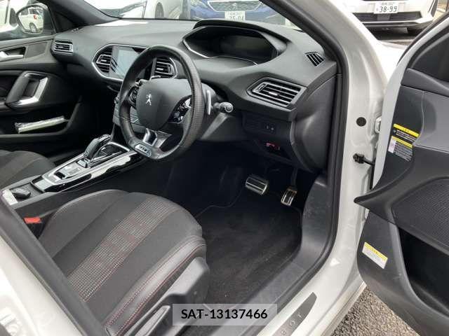 Peugeot 308 2021-07 7727143-17