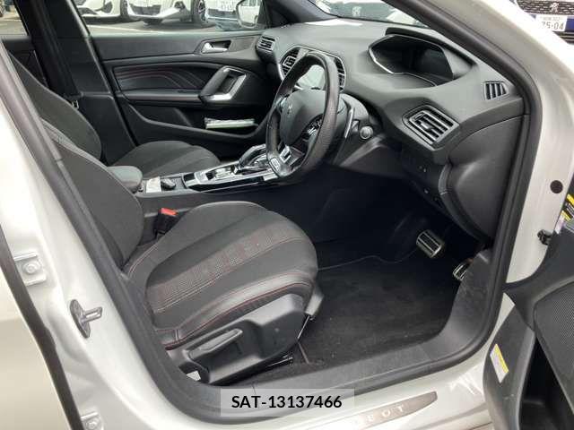 Peugeot 308 2021-07 7727143-18