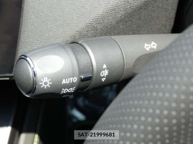 Peugeot 308 2025-06 7727141-7