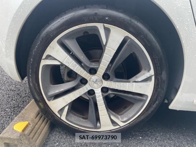 Peugeot 308 2016-11 7788173-11