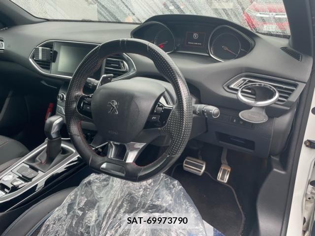 Peugeot 308 2016-11 7788173-13