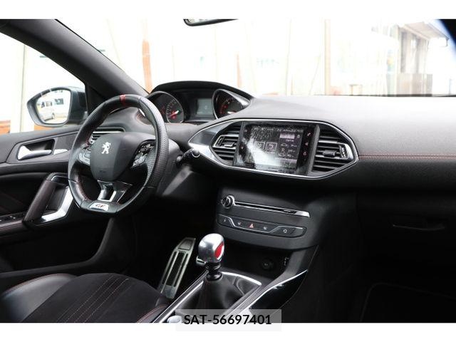 Peugeot 308 2017-06 7788172-13