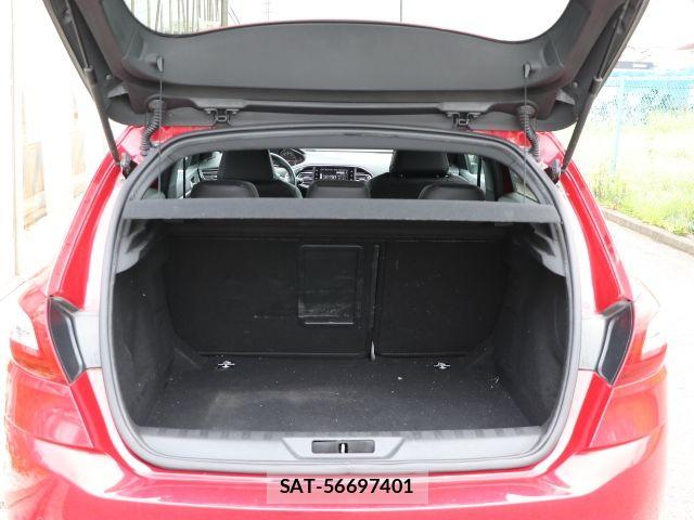 Peugeot 308 2017-06 7788172-14
