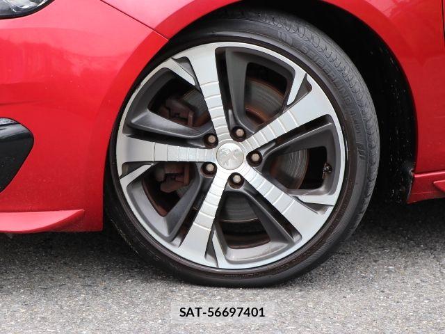 Peugeot 308 2017-06 7788172-15
