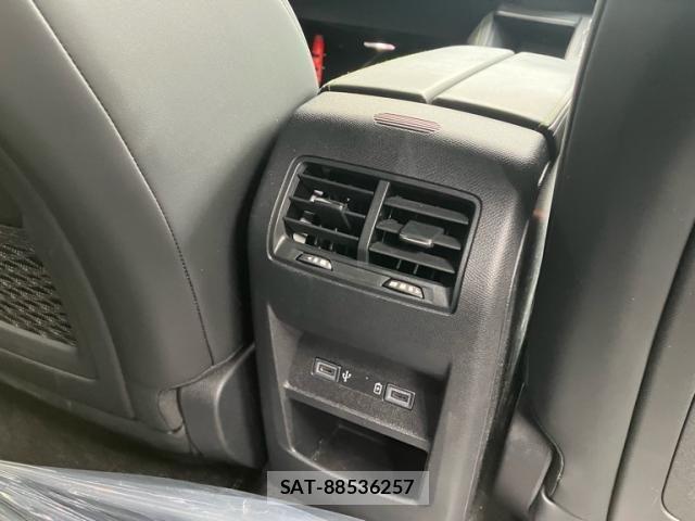 Peugeot 308 2022-08 7878744-14